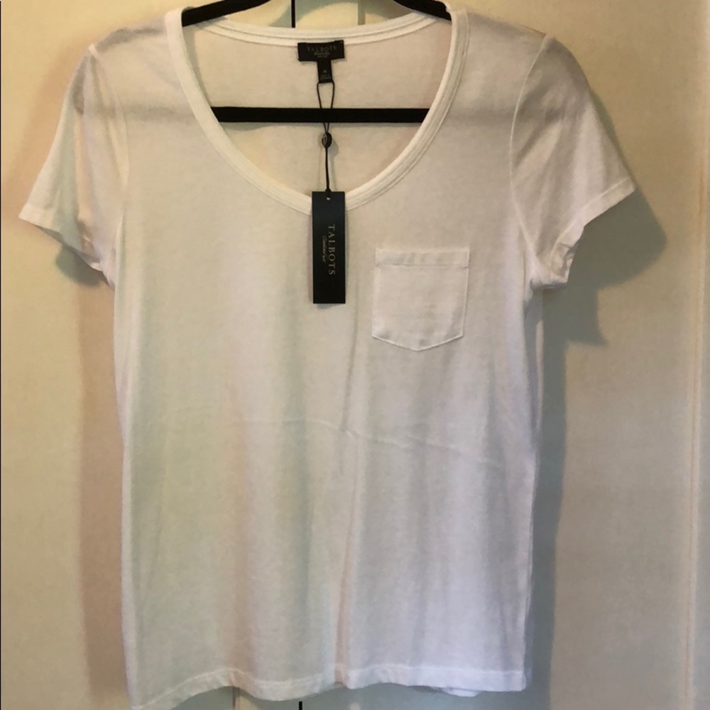 Classic v neck t